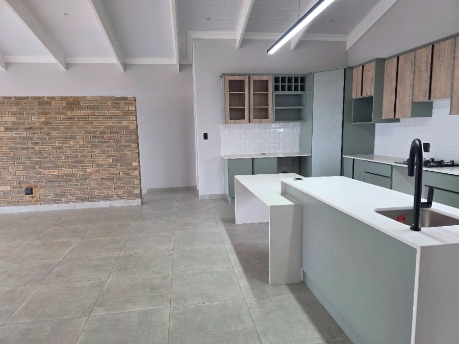 3 Bedroom Property for Sale in Dana Bay Western Cape